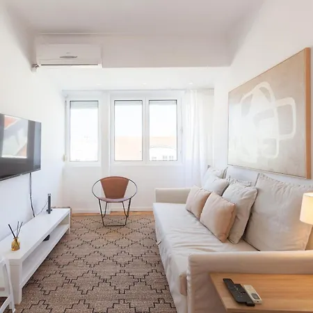 Flh Campo Ourique Sunny Retreat Daire Lisboa