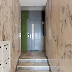 Flh Campo Ourique Sunny Retreat דירה